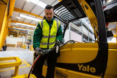 Switch from diesel to electric forklifts 
