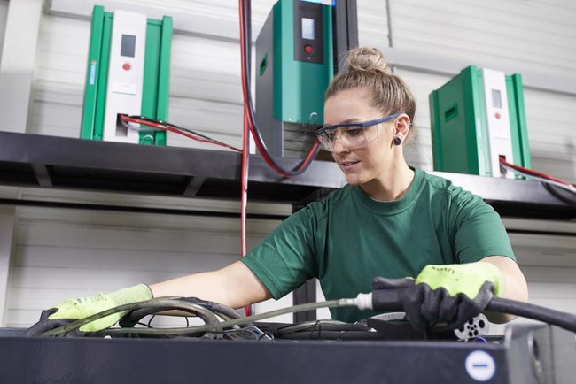 Wasserbefüllung der Antriebsbatterien